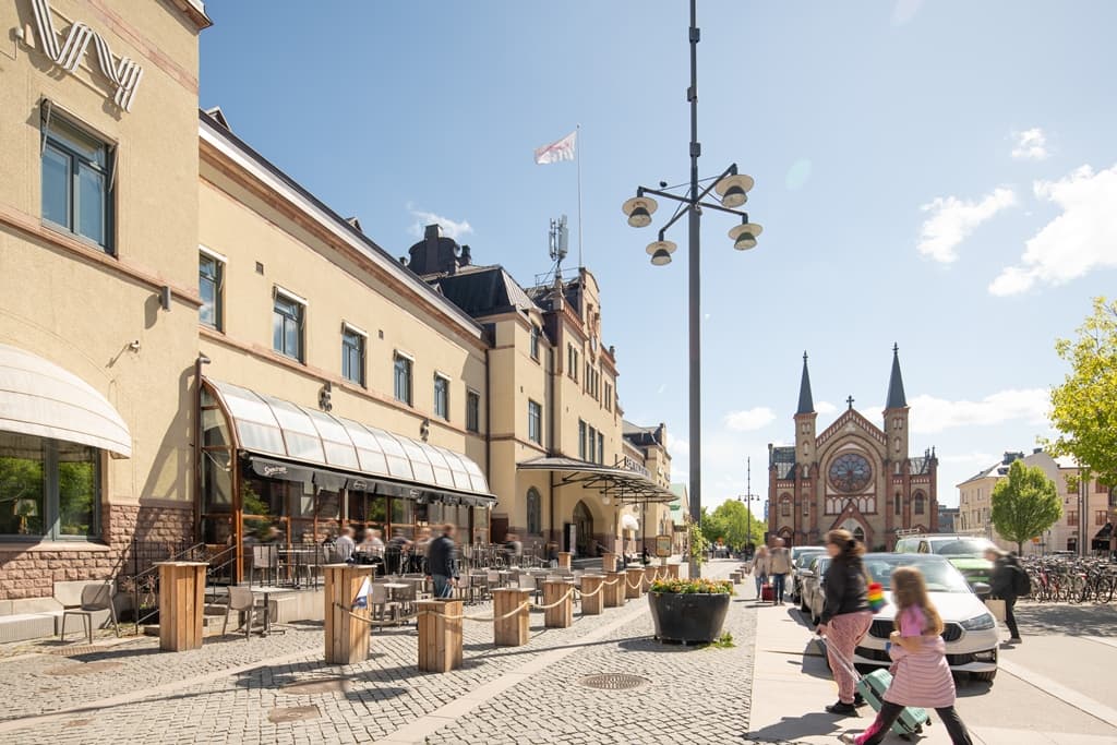 Ut mot gatan